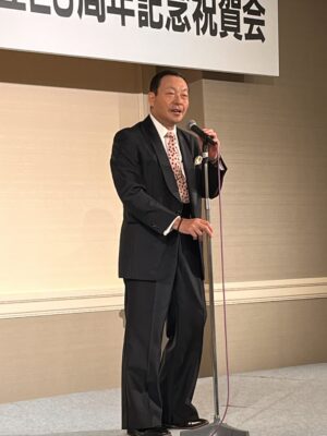 𠮷川氏「これからも〝年中夢求〟でまい進」/ドクターセラム